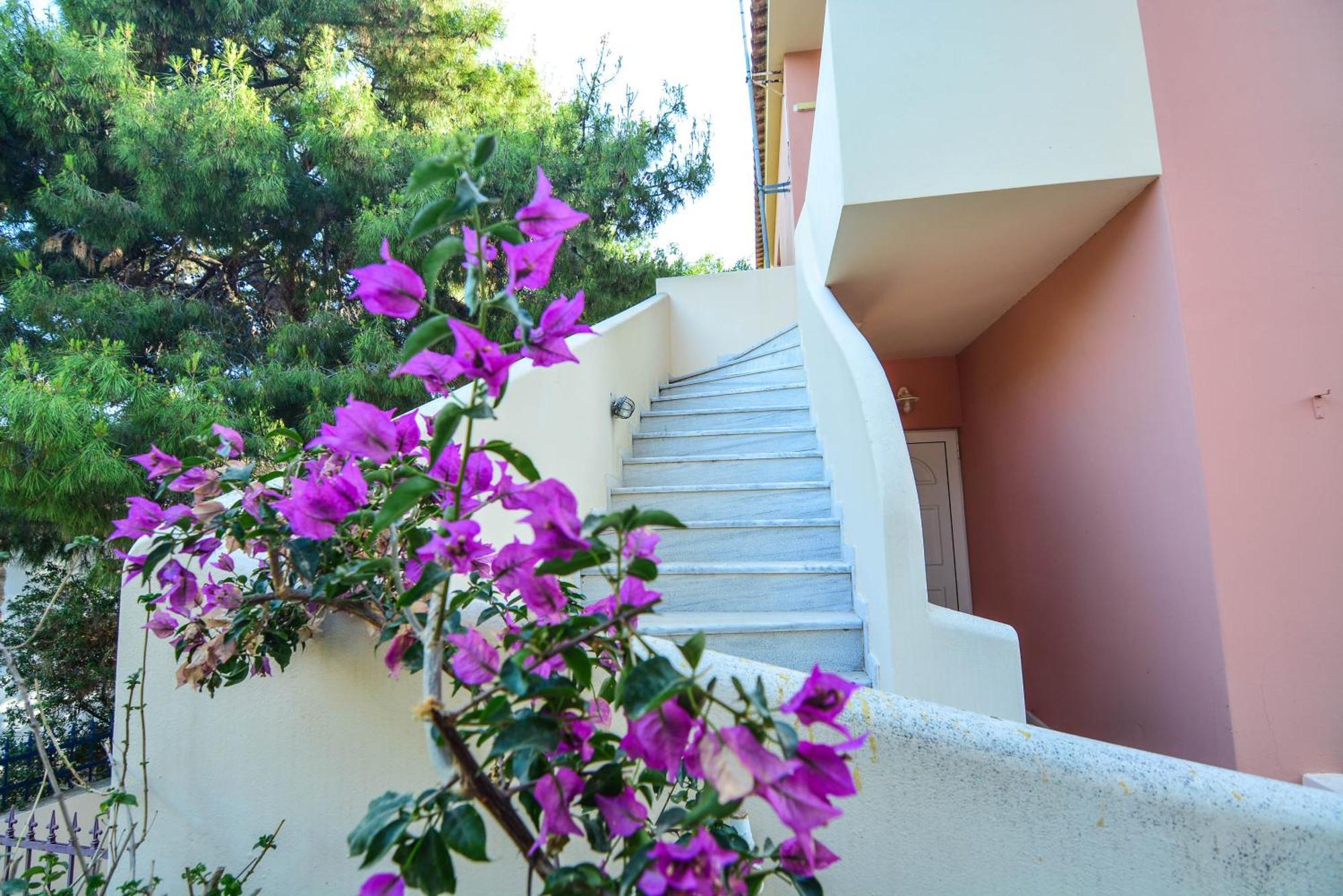 Epavlis Apartments Pórto Héli Kültér fotó