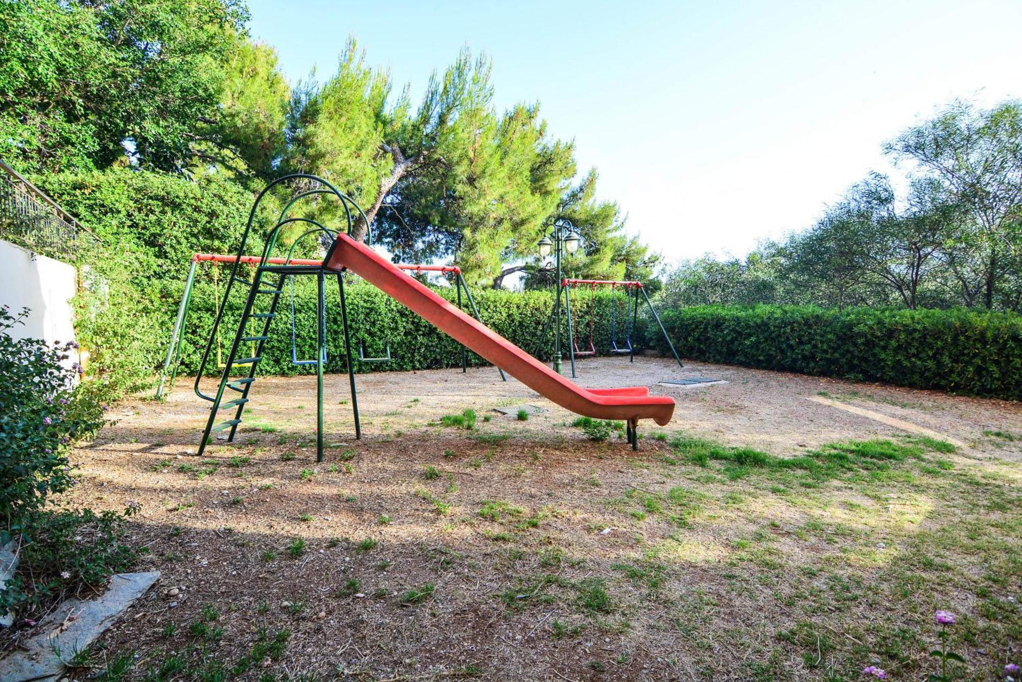 Epavlis Apartments Pórto Héli Kültér fotó