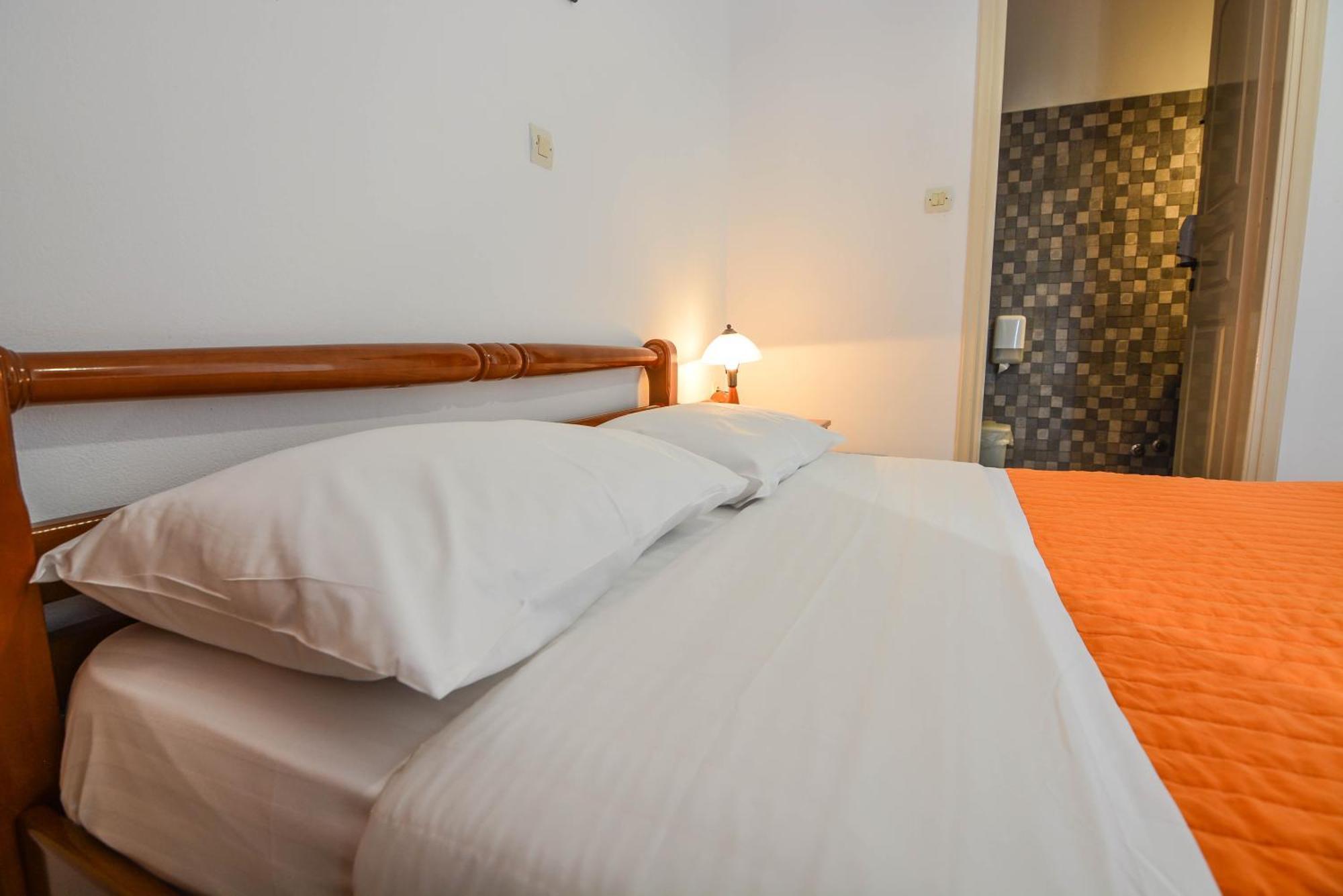 Epavlis Apartments Pórto Héli Kültér fotó